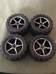 tires1.webp