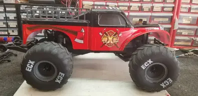 ECX AXE.jpg