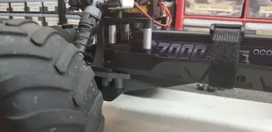 ECX AXE Battery Mod.jpg
